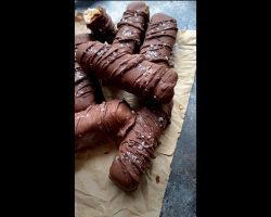 Homemade Healthy Snickers Ice Cream Bars