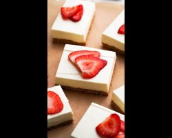 No-Bake Cheesecake Bars