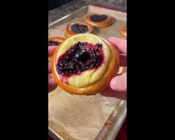 Deliciously Soft Cream Cheese Kolaches: Easy Recipe Guide