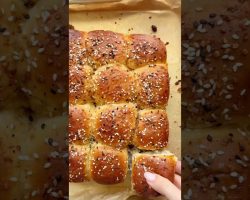 Cheeseburger slider recipe: https://www.laurainthekitchen.com/recipes/cheeseburger-sliders/