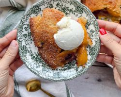 The BEST Peach Cobbler – Easy Dessert Recipe
